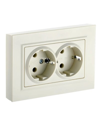 Розетка 2-местная с з/к РС12-3-БрКр бежевый BRITE (BR-R21-16-K10-F). Розетка с заземлением без защитных шторок в сборе. IEK в Новомосковске
