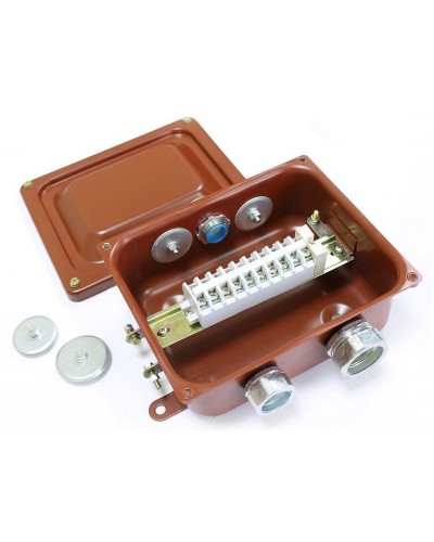 ККМА-10 У2 IP54 (zeta30372). Коробка клеммная металлическая с муфтами АТК для трубной электропроводки. ЗЭТА в Новомосковске